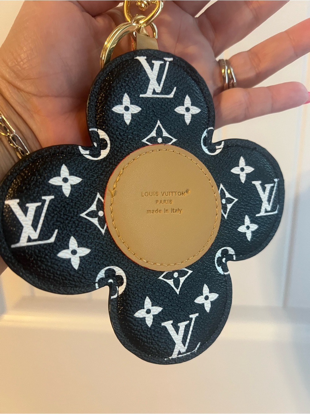 Louis Vuitton Black Monogram Flower Key Holder with Tan Center - Picture 10 of 14